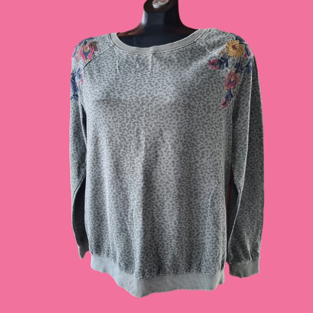 Standard Grace Vtg Embroidered Sweater
